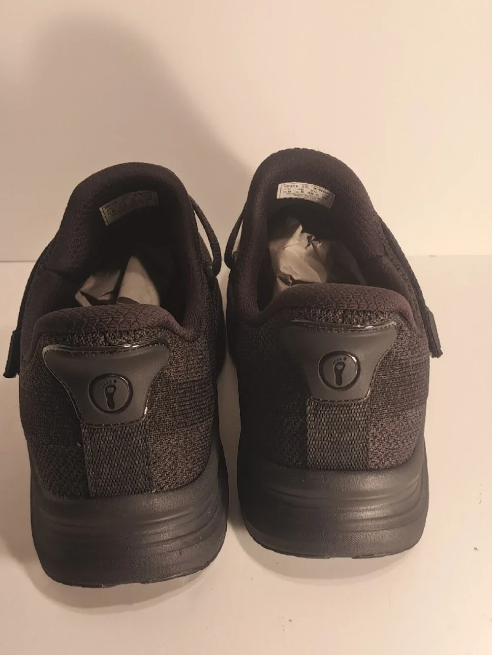 Orthofeet Orthotic Shoes Naya X-wide black womens size 9
